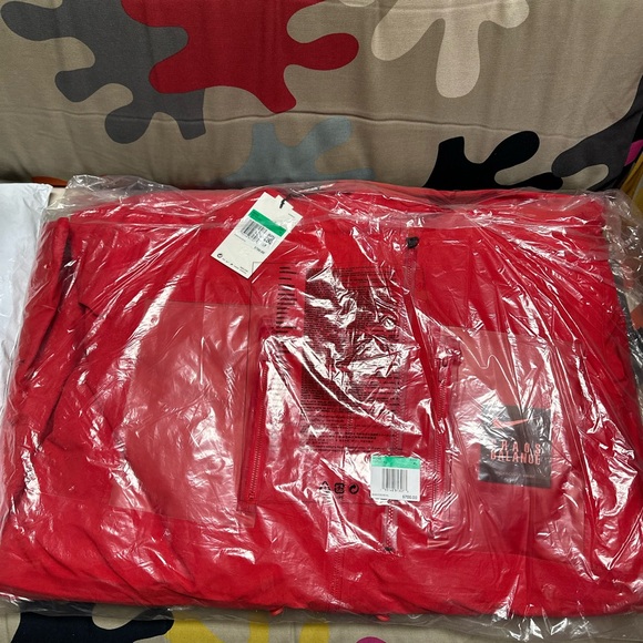 New Never Worn Very Rare Nike Undercover Chaos Balance Fishtail Parka Red XL